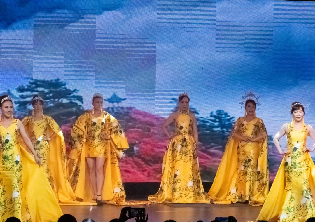 走秀《江山颂》 表演单位:多彩文化交流中心